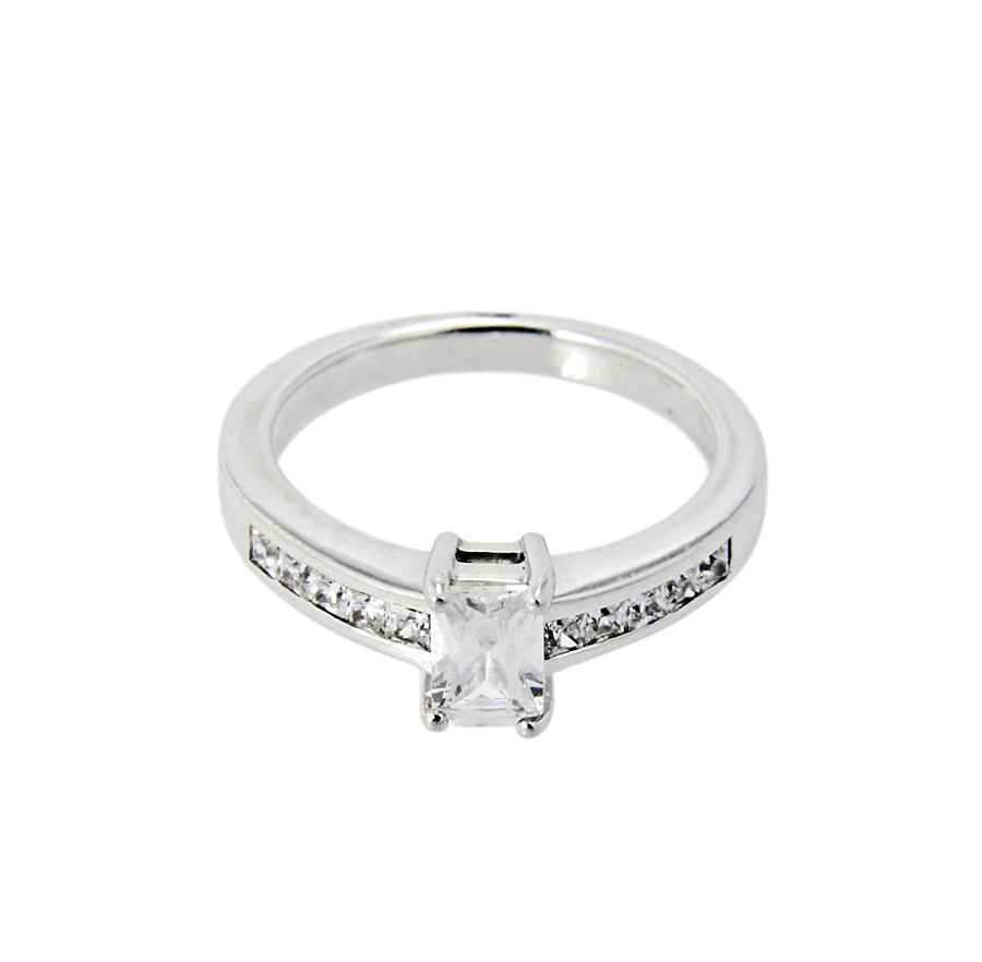 Emerald Cut 4 Claw Princess cut channel set shoulders